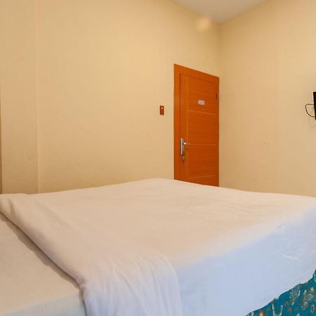 Urbanview Hotel Syariah Residence Medan By Reddoorz Exteriör bild