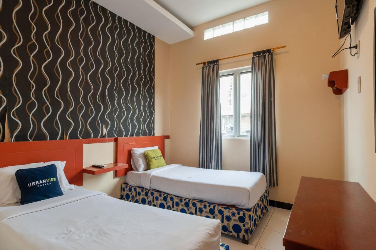 Urbanview Hotel Syariah Residence Medan By Reddoorz Exteriör bild