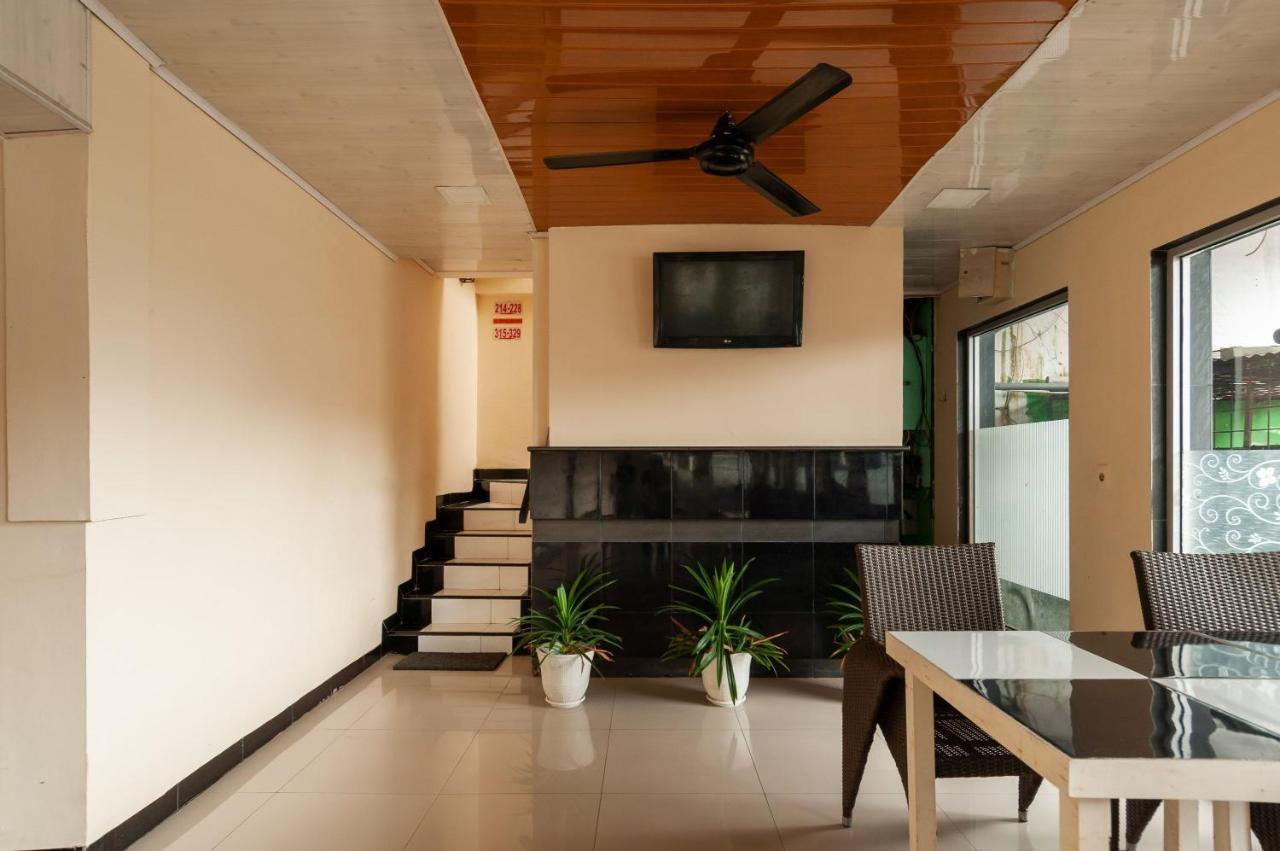 Urbanview Hotel Syariah Residence Medan By Reddoorz Exteriör bild