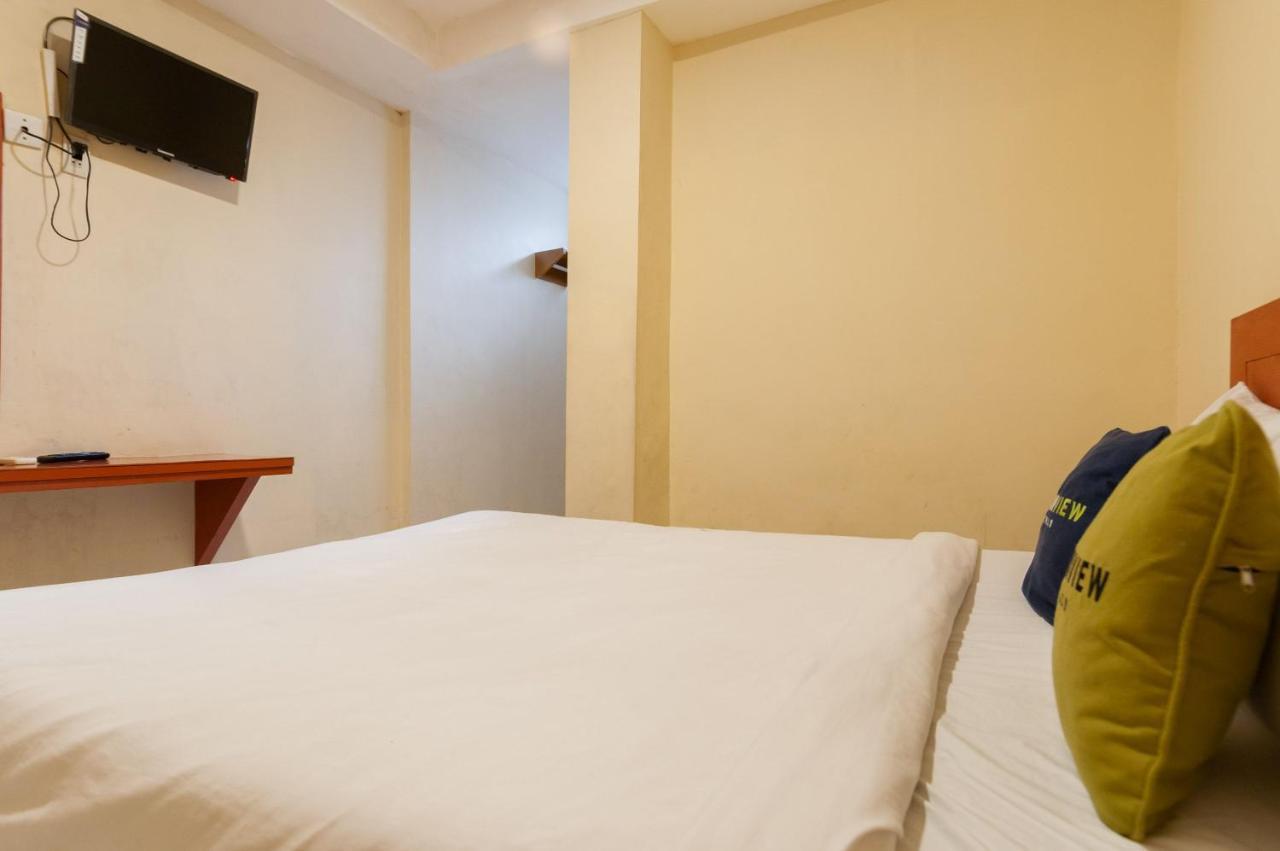 Urbanview Hotel Syariah Residence Medan By Reddoorz Exteriör bild