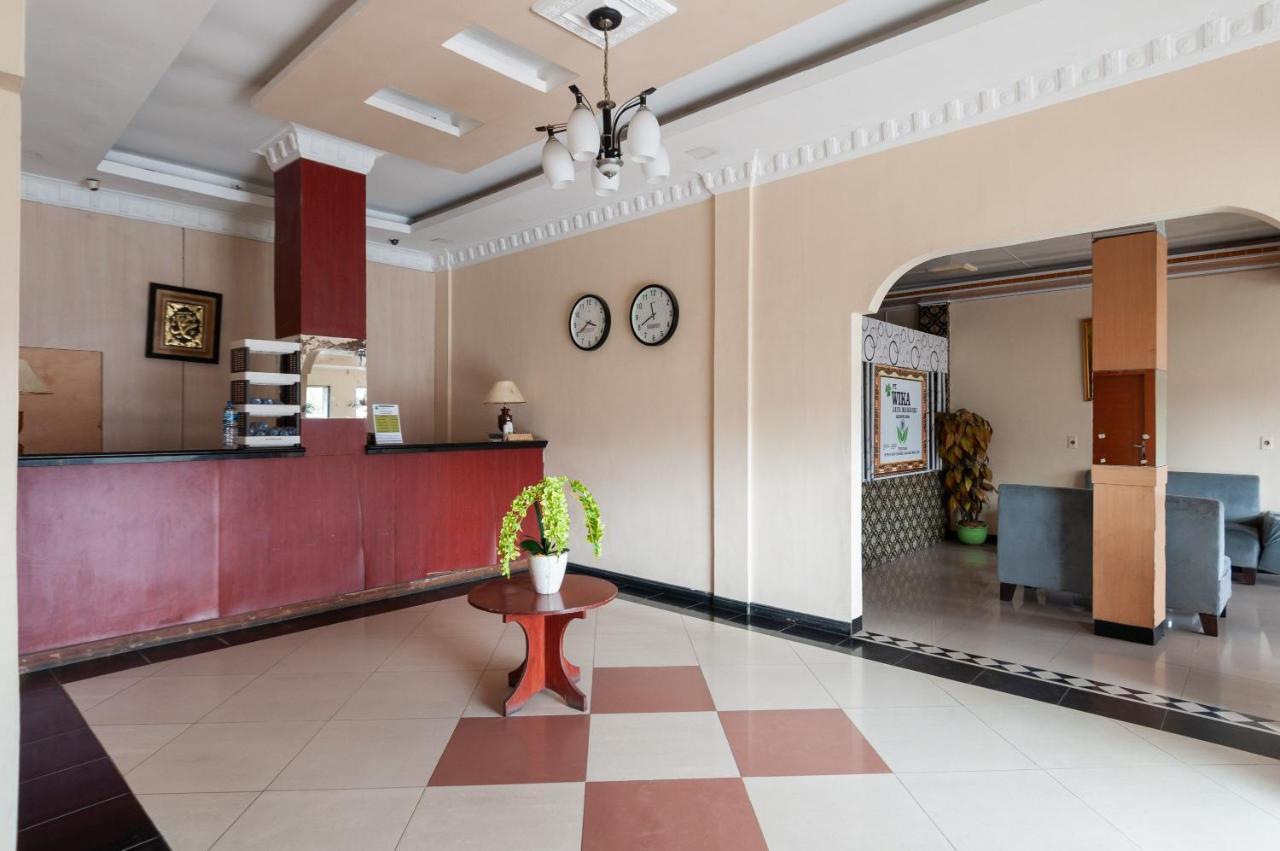 Urbanview Hotel Syariah Residence Medan By Reddoorz Exteriör bild